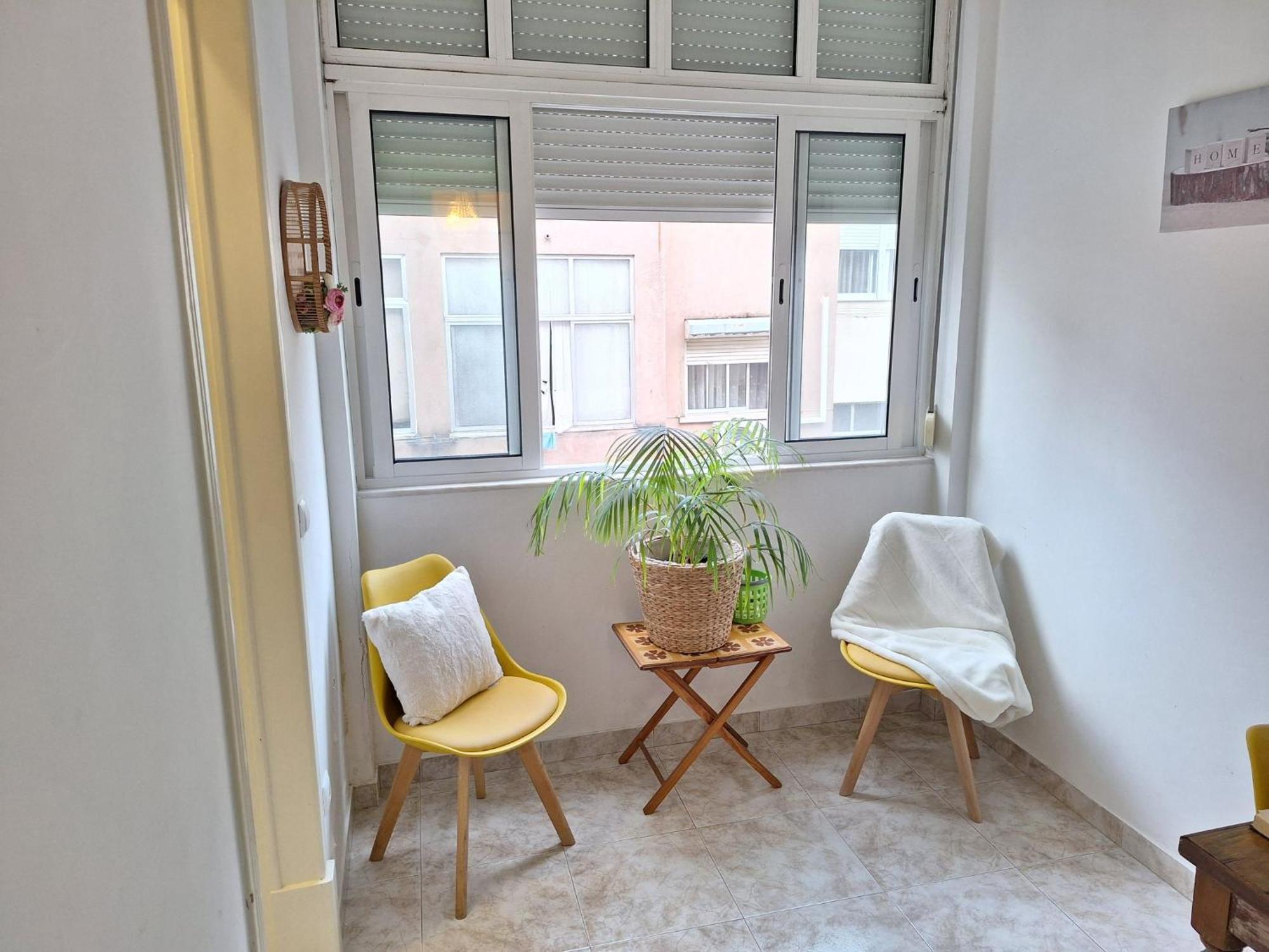 Be Local - Flat With One Bedroom In Moscavide - Lejlighed